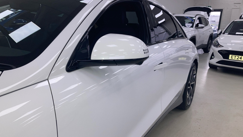 Hyundai IONIQ 6 239kW Ultimate 77kWh 4dr AWD Auto Electric Saloon